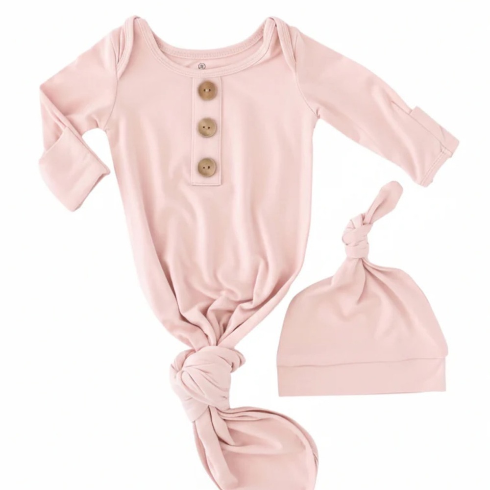 NWOT Pink Newborn Baby Knot Gown and Hat Set